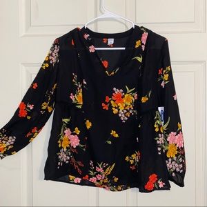 Old Navy Floral long sleeve top NWT
